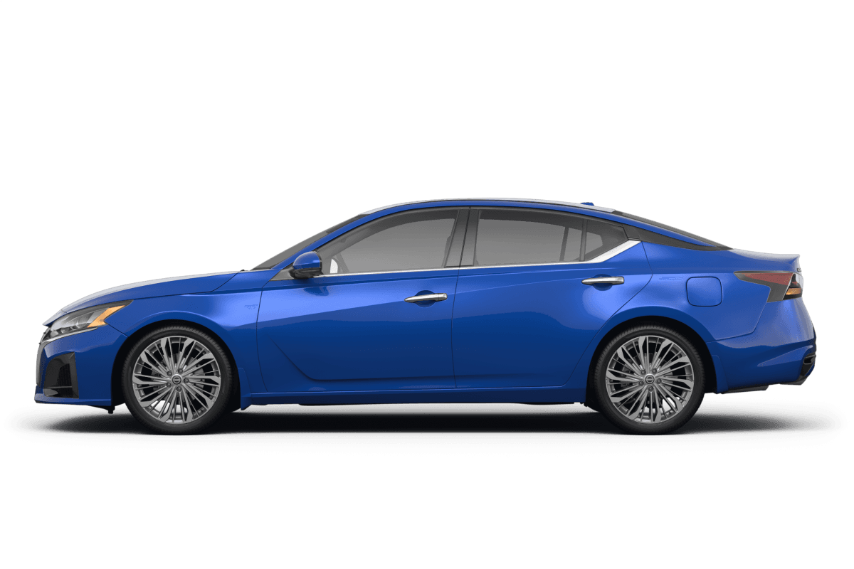 Nissan Altima  - Side view Nissan Altima  - Side view